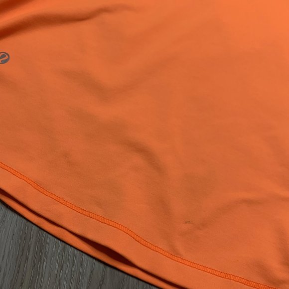 lululemon Cross Back Tank - EUC - 10 - Picture 5 of 9